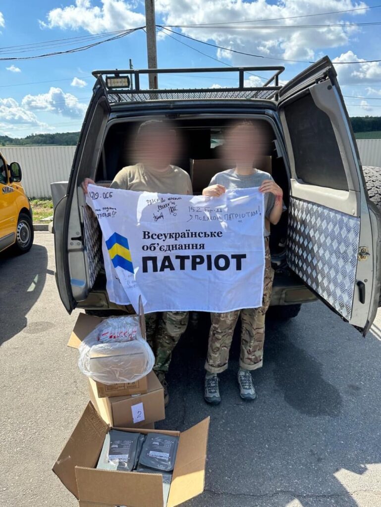 Medical supplies delivered for military in Donetsk sector