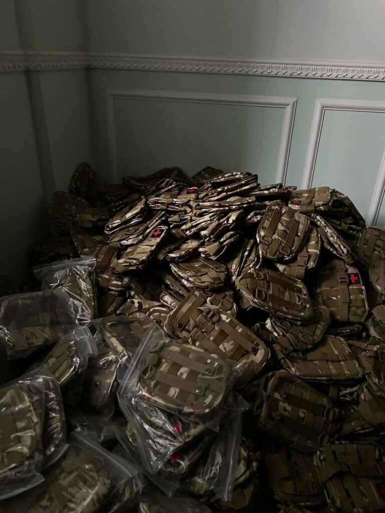 1000 first aid kits were bought