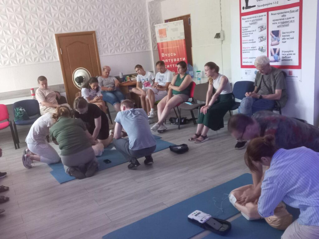 Тренінг з Базової підтримки життя