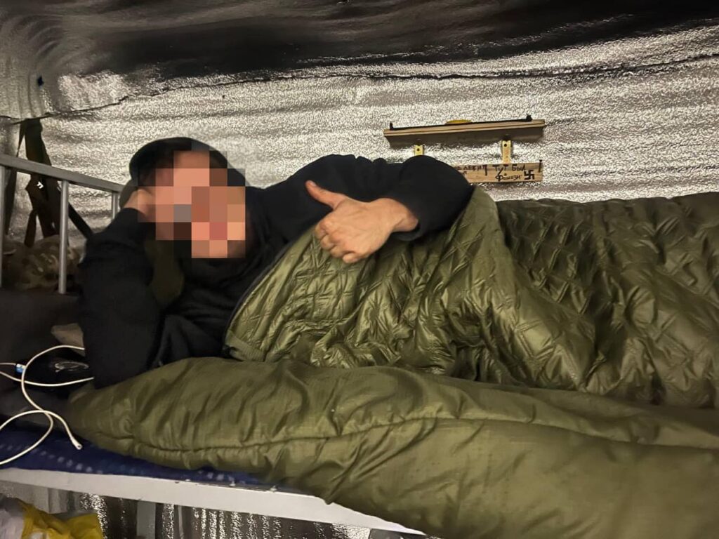 Sleeping bags from our partners at Nova Ukraine are already keeping our defenders warm