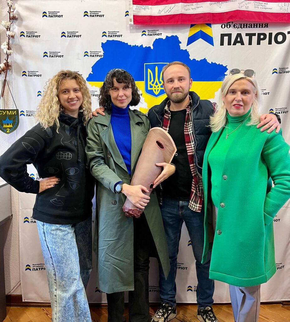 Meeting with Heroes: Sharing ideas and supporting the 'FOR HER' project