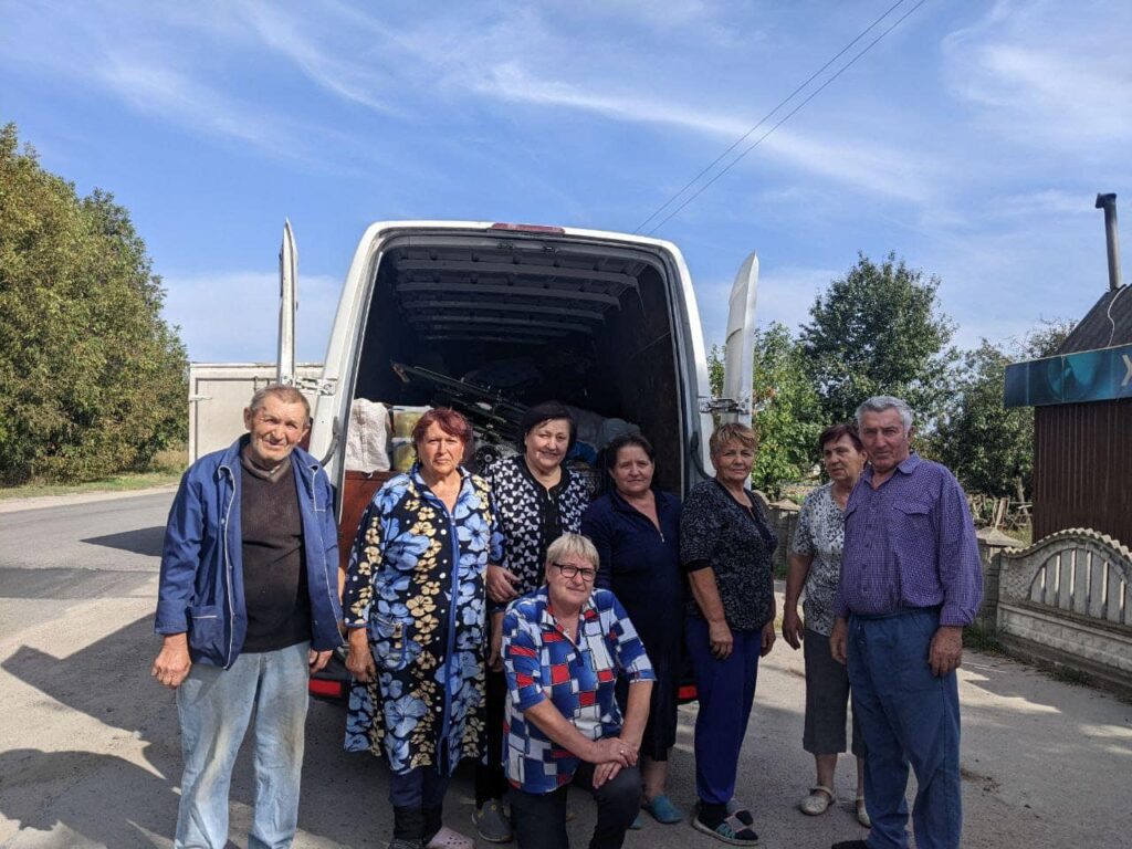 Допомога від мешканців з міст та селищ Черкаської області поїхала до наших захисників