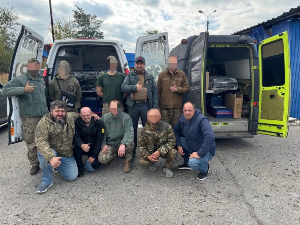 Доставили найнеобхідніше нашим титанам на схід