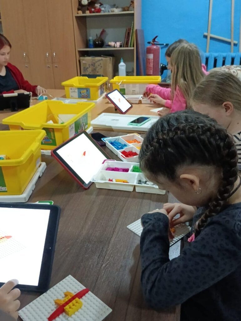 Robotics club in the Patriot shelter in Zaporizhzhia
