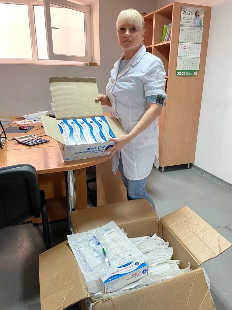Medical supplies for hospitals in Dnipropetrovs'k and Zaporizhzhia regions