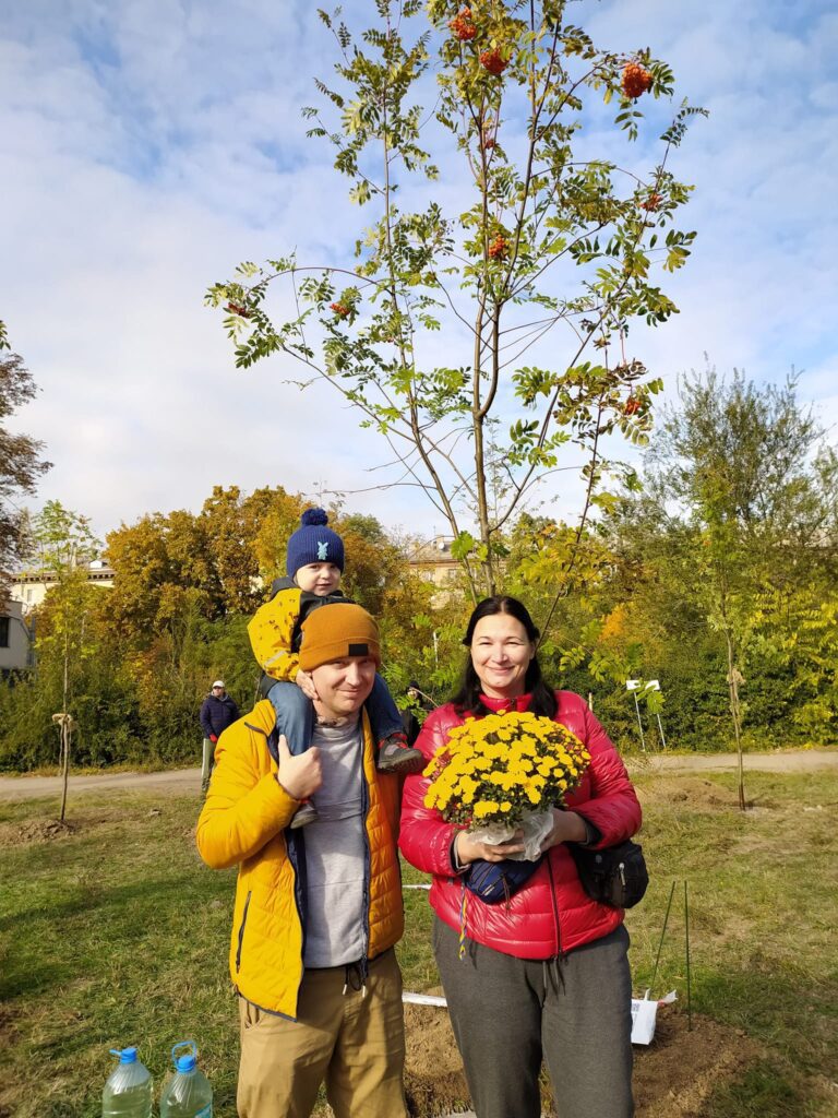Residents of the "Patriot" shelter join important initiative together with families of the fallen heroes
