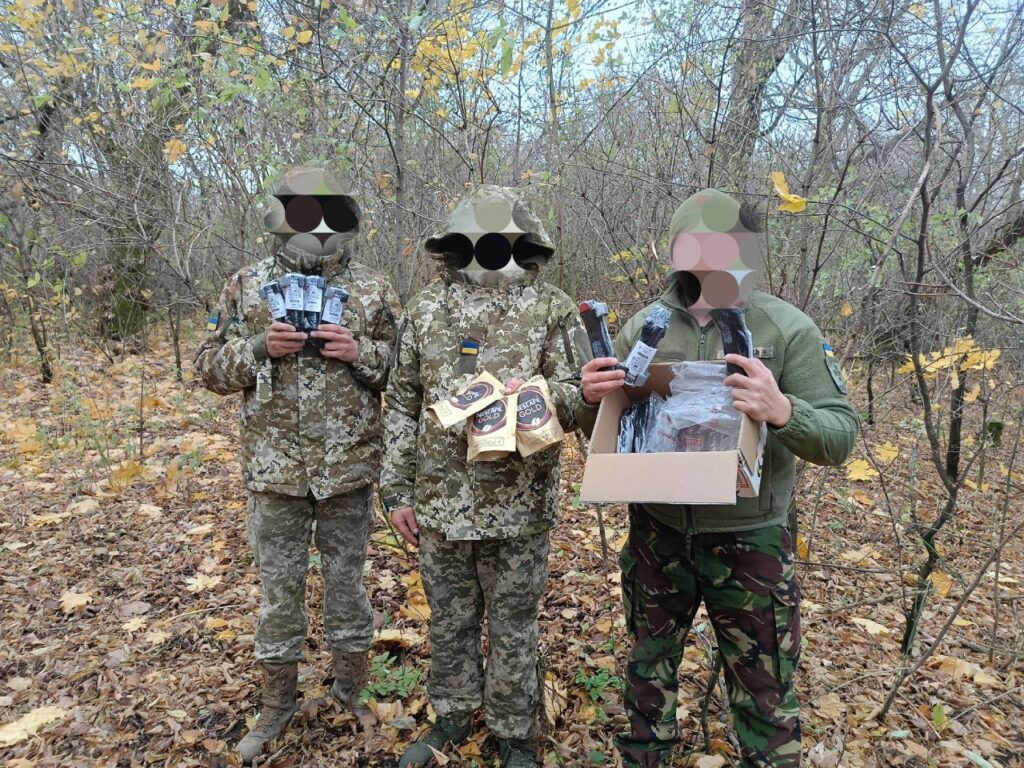 Щоденні відправки засобів тактичної медицини на фронт