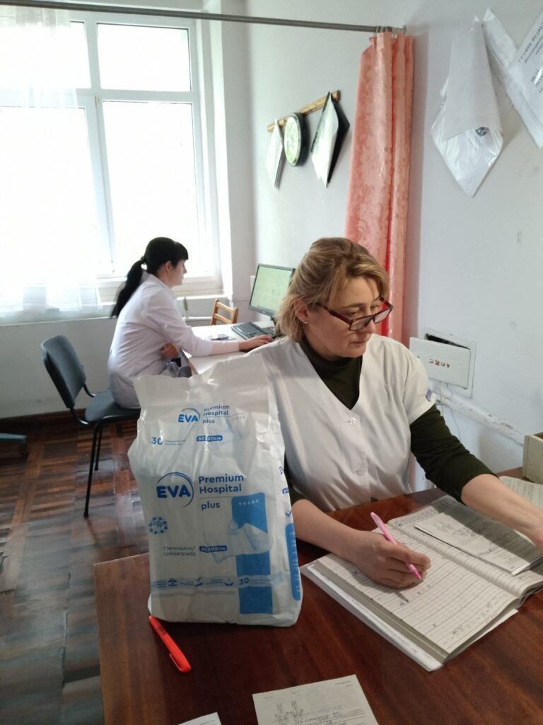 Доставили допомогу в прифронтові лікарні