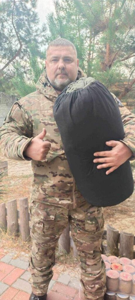 We continue to send sleeping bags together with Nova Ukraine to the military