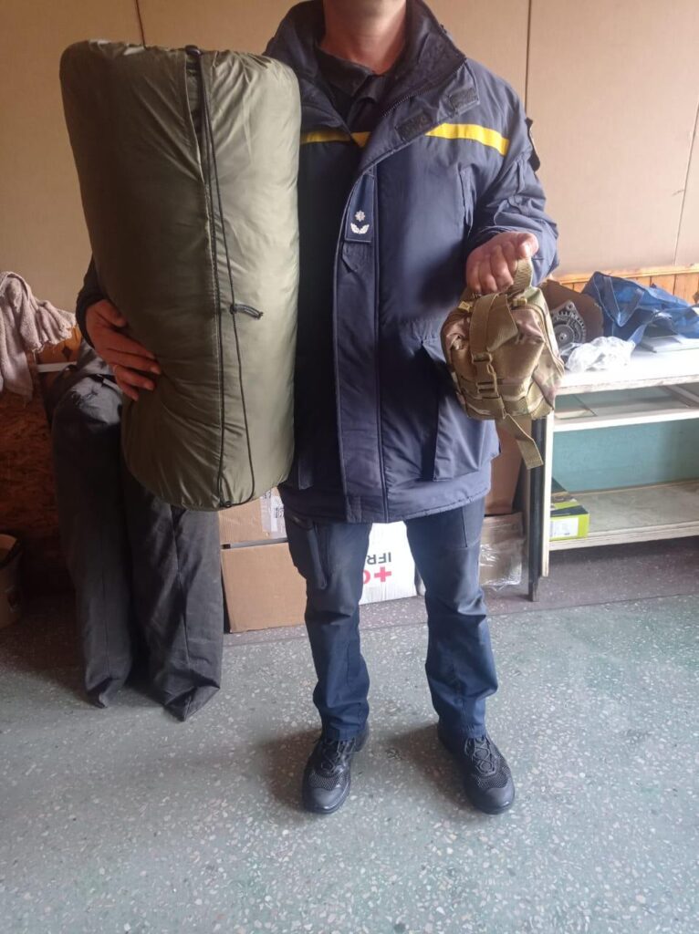 Продовжуємо відправляти спальники спільно з Nova Ukraine військовим