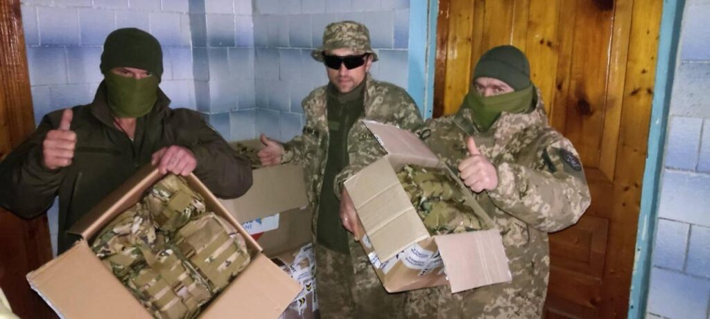 Щоденні відправки засобів тактичної медицини на фронт