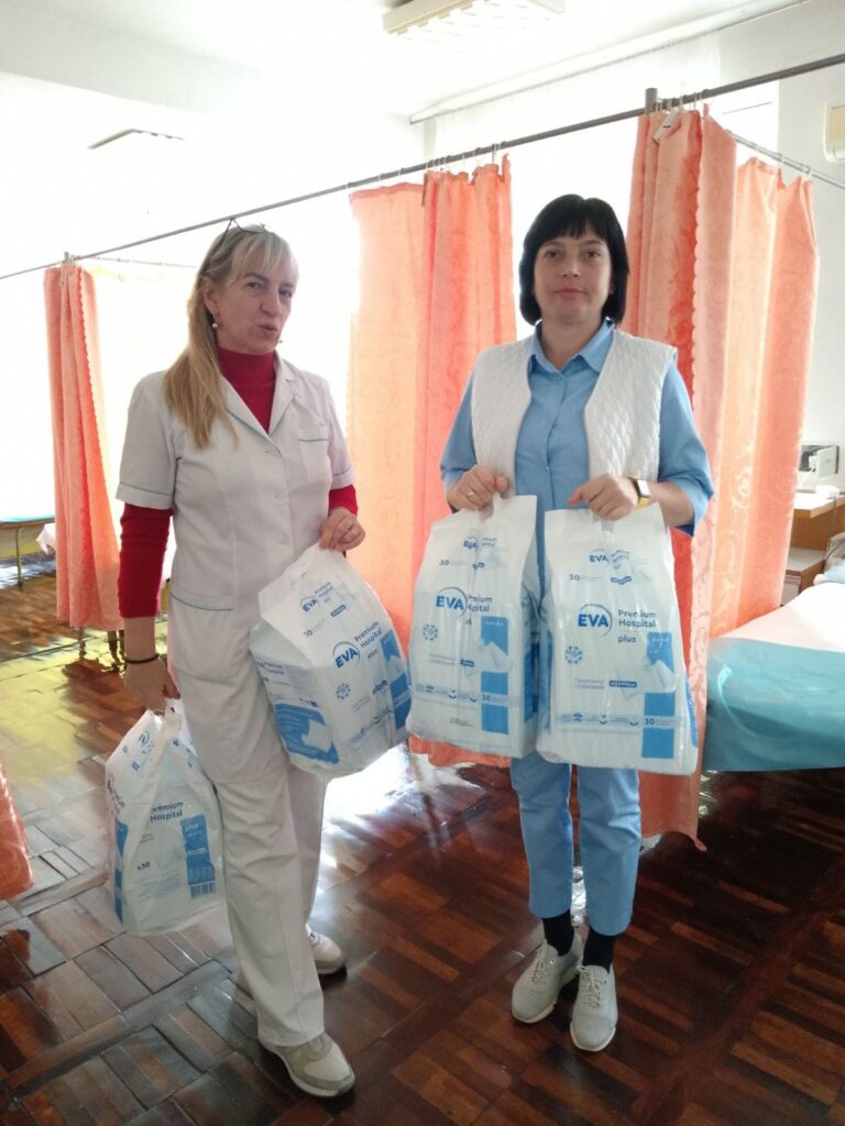 Доставили допомогу в прифронтові лікарні