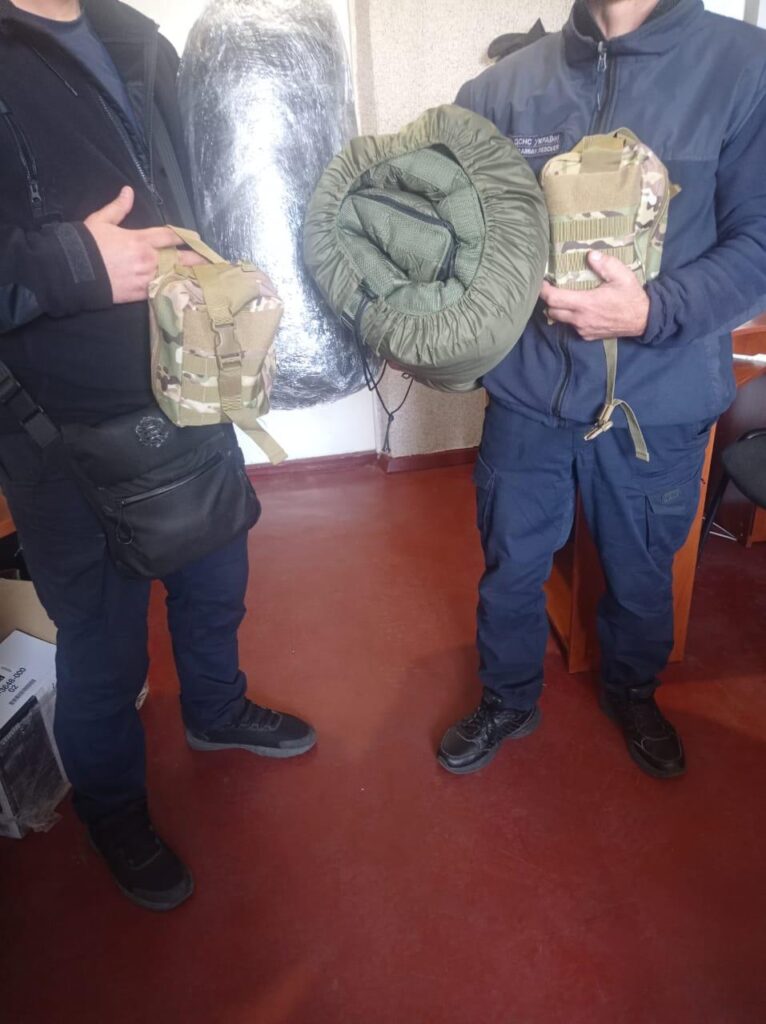 Продовжуємо відправляти спальники спільно з Nova Ukraine військовим